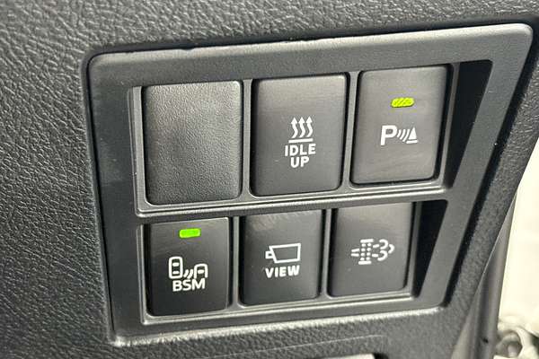 2024 Toyota Hilux SR5 48V GUN126R 4X4