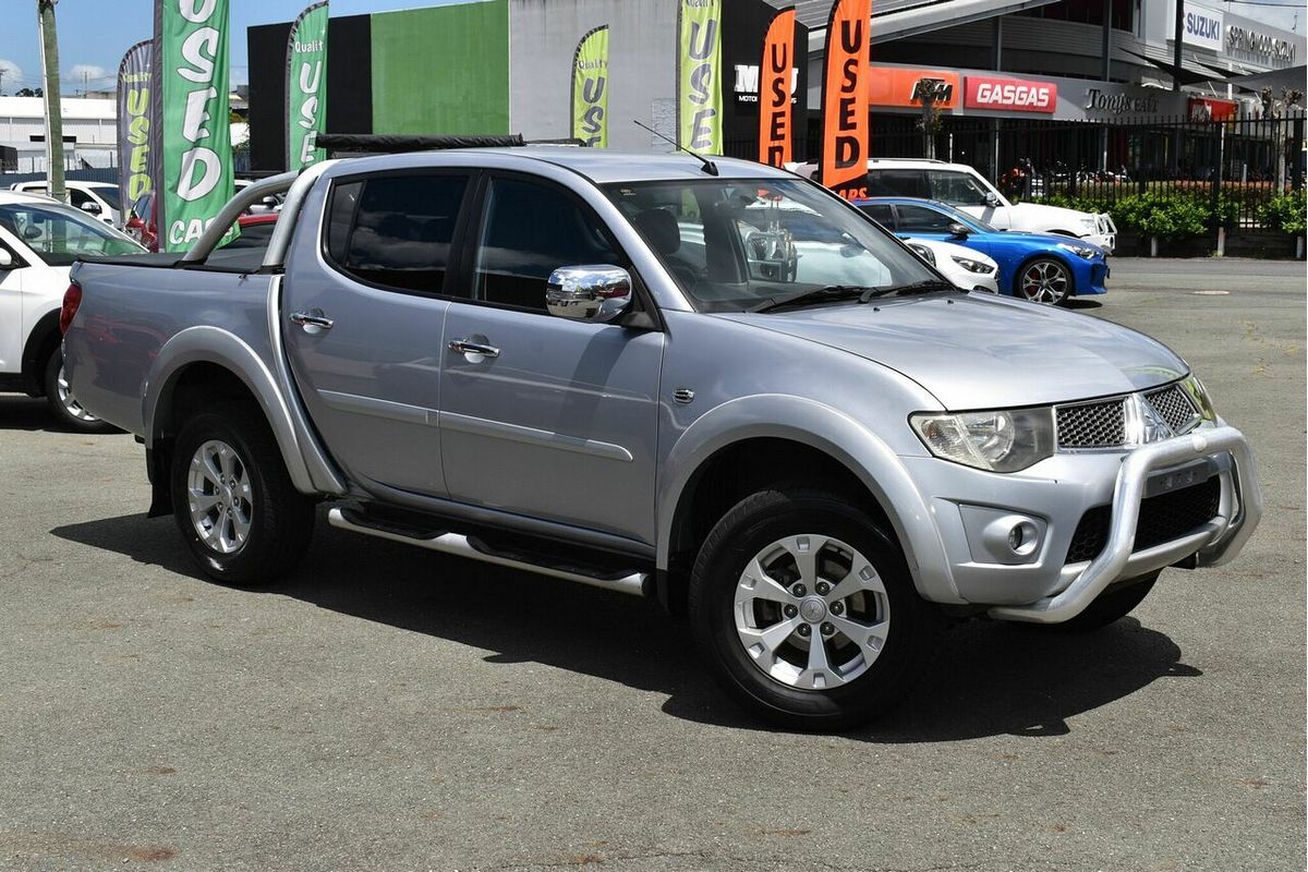 2013 Mitsubishi Triton GLX-R MN 4X4