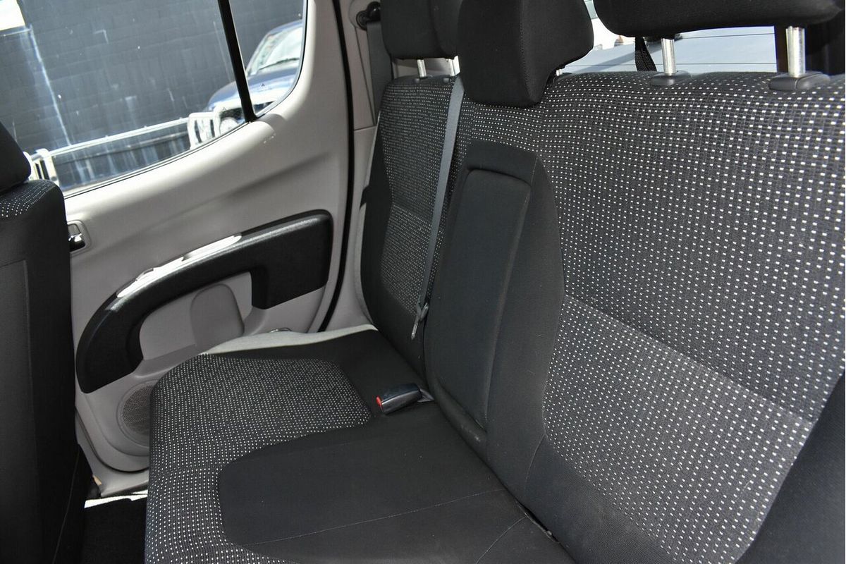 2013 Mitsubishi Triton GLX-R MN 4X4