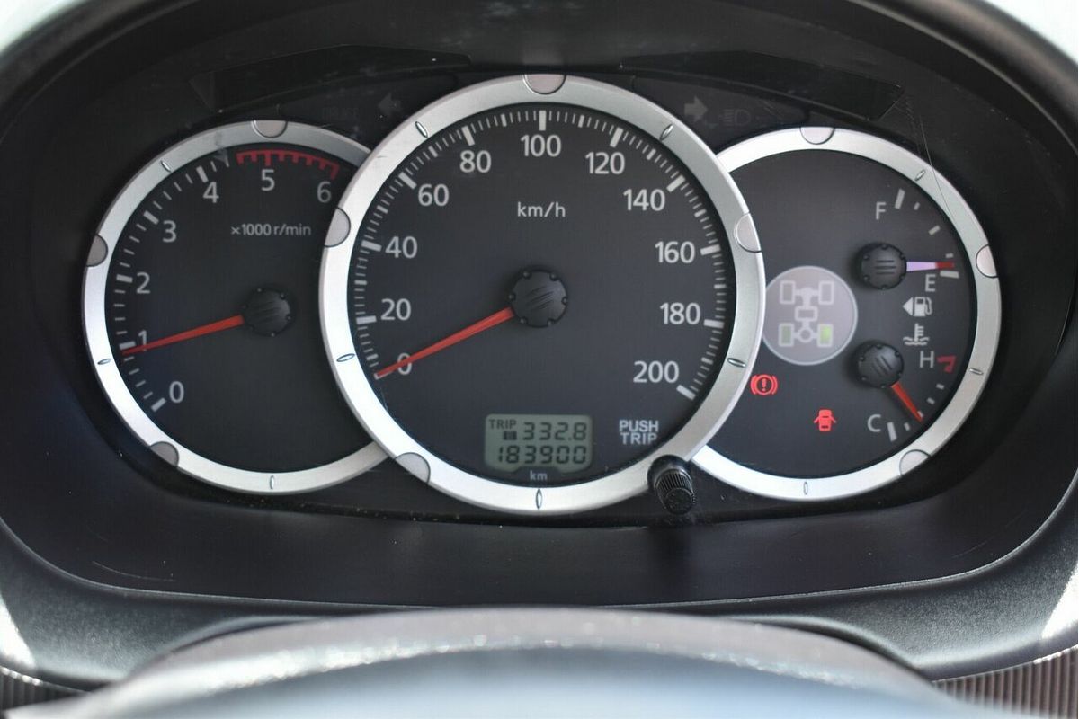 2013 Mitsubishi Triton GLX-R MN 4X4