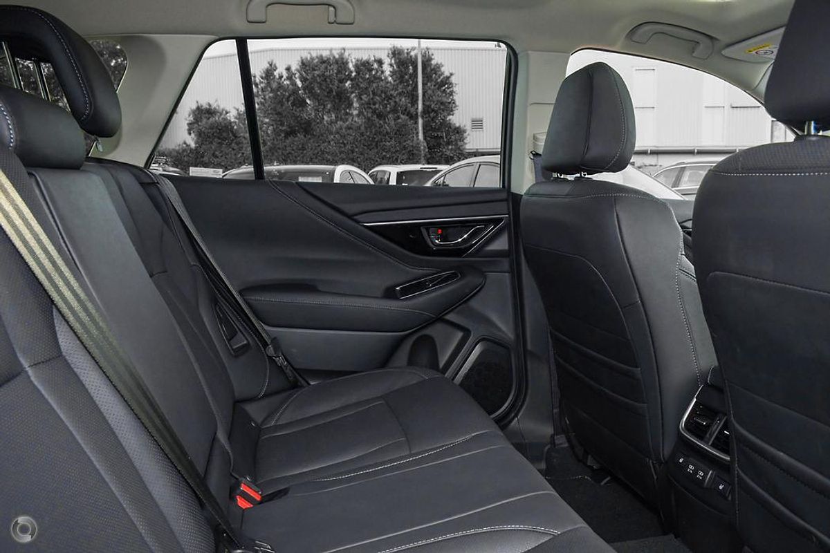 2025 Subaru Outback AWD Touring 6GEN