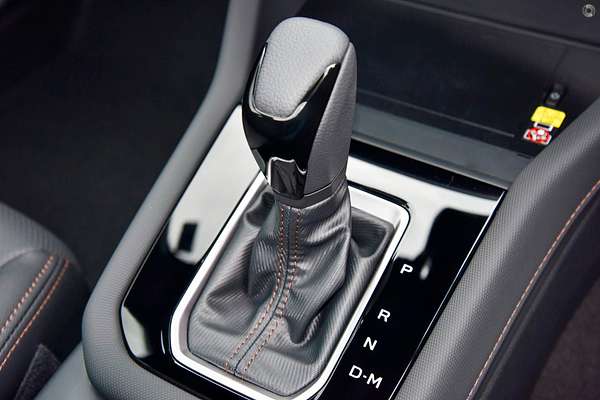 2025 Subaru Forester Hybrid Touring S6