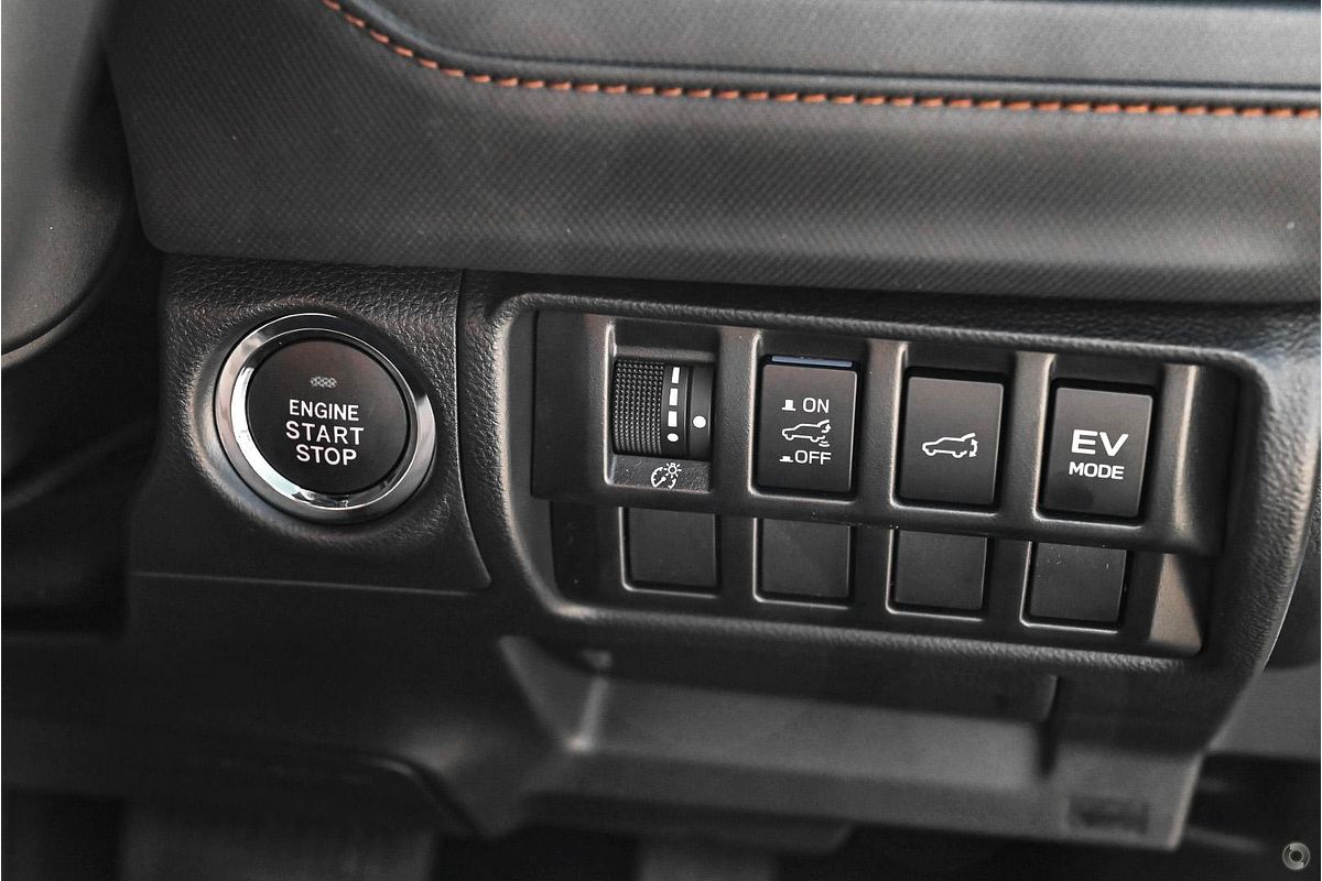 2025 Subaru Forester Hybrid Touring S6