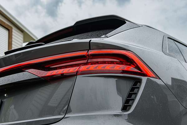 2022 Audi RS Q8 TFSI F1