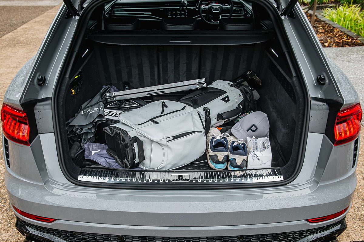 2022 Audi RS Q8 TFSI F1