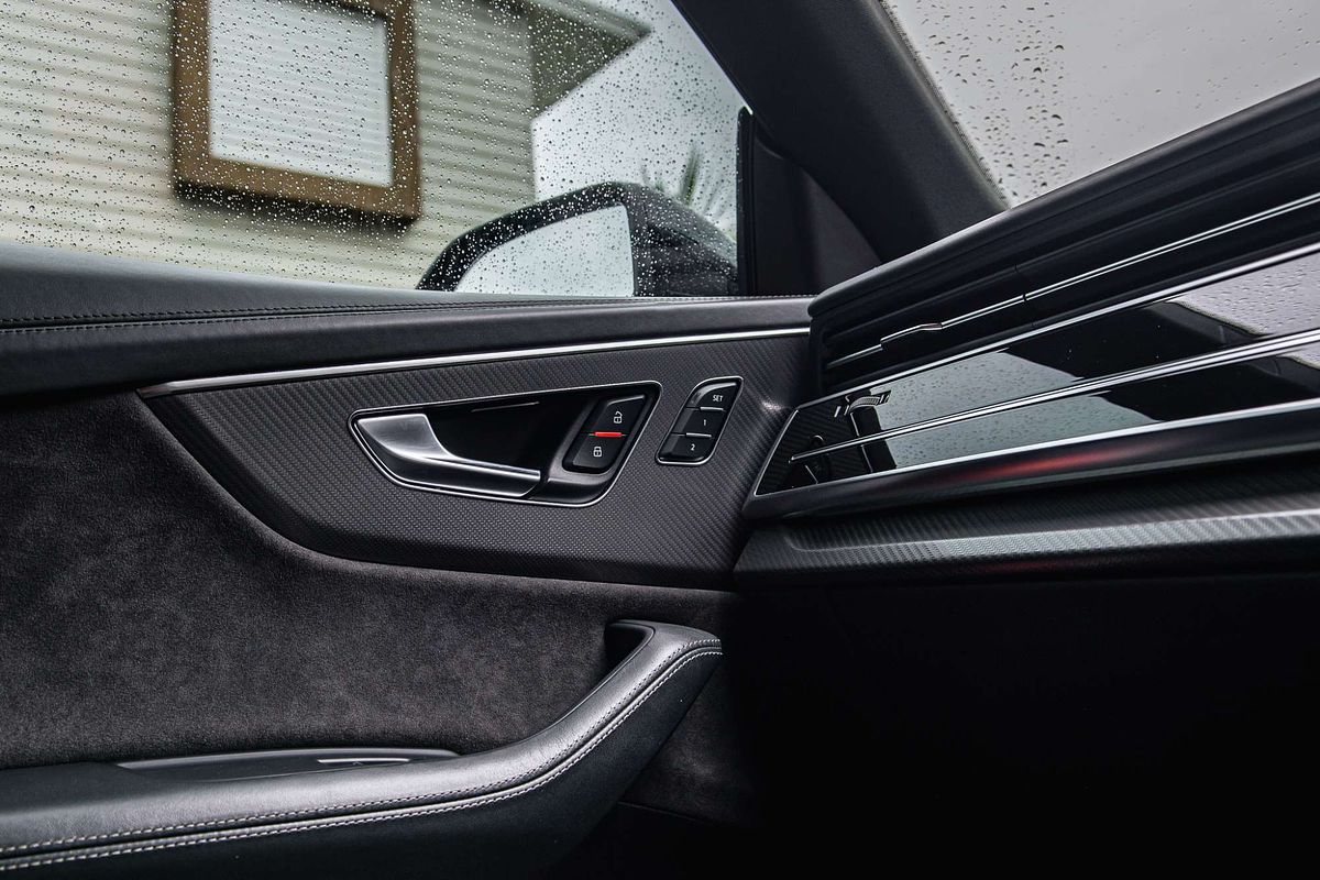 2022 Audi RS Q8 TFSI F1