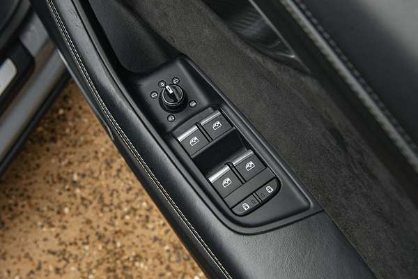 2022 Audi RS Q8 TFSI F1