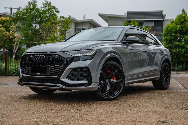 2022 Audi RS Q8 TFSI F1