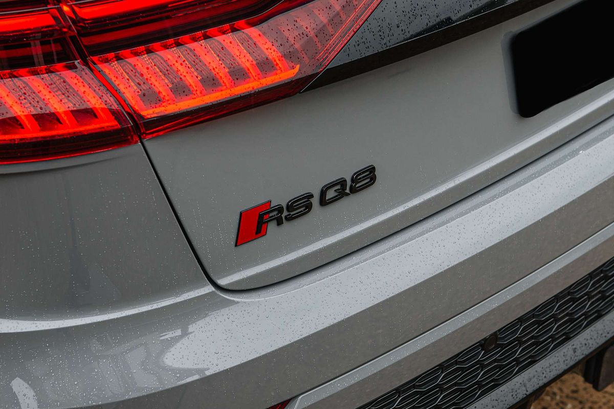 2022 Audi RS Q8 TFSI F1