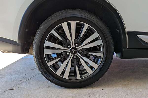 2020 Mitsubishi Outlander LS ZL