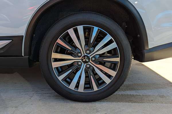 2020 Mitsubishi Outlander LS ZL