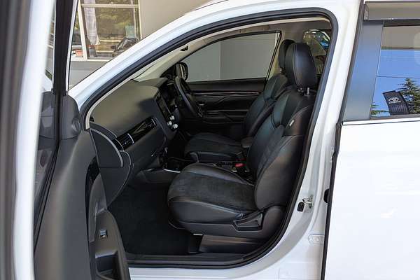 2020 Mitsubishi Outlander LS ZL