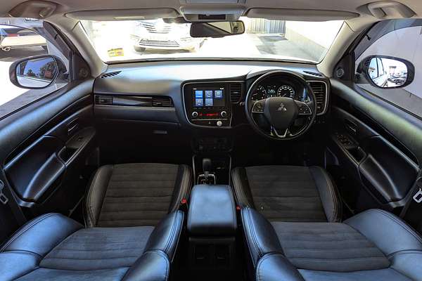 2020 Mitsubishi Outlander LS ZL