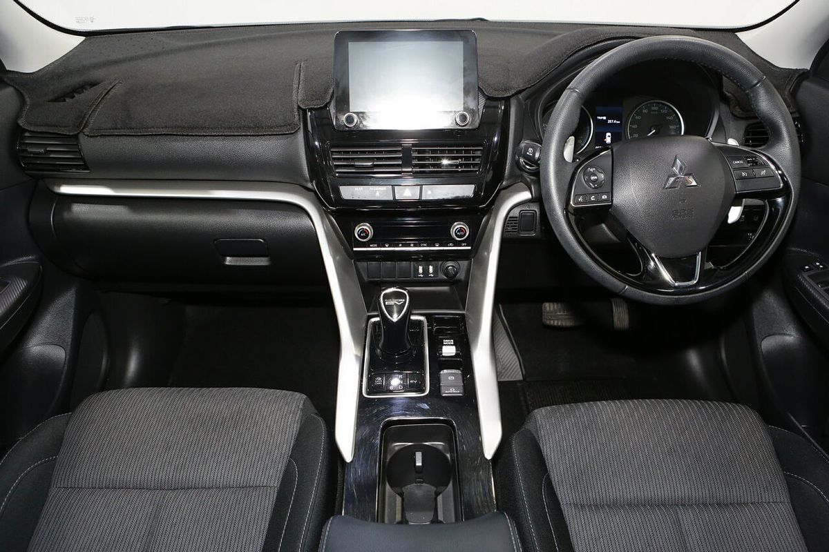 2023 Mitsubishi Eclipse Cross PHEV ES YB