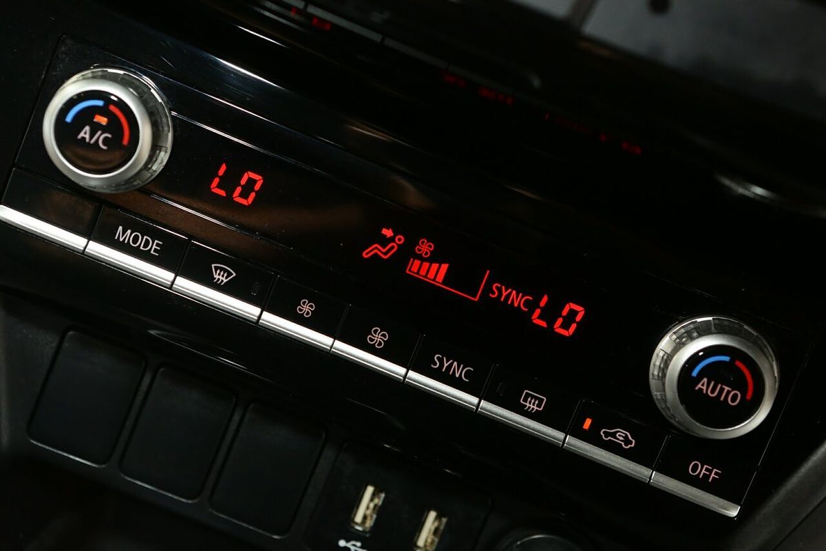 2023 Mitsubishi Eclipse Cross PHEV ES YB