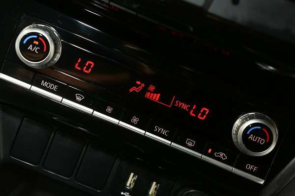 2023 Mitsubishi Eclipse Cross PHEV ES YB