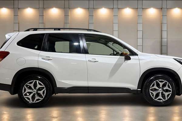 2023 Subaru Forester 2.5i S5