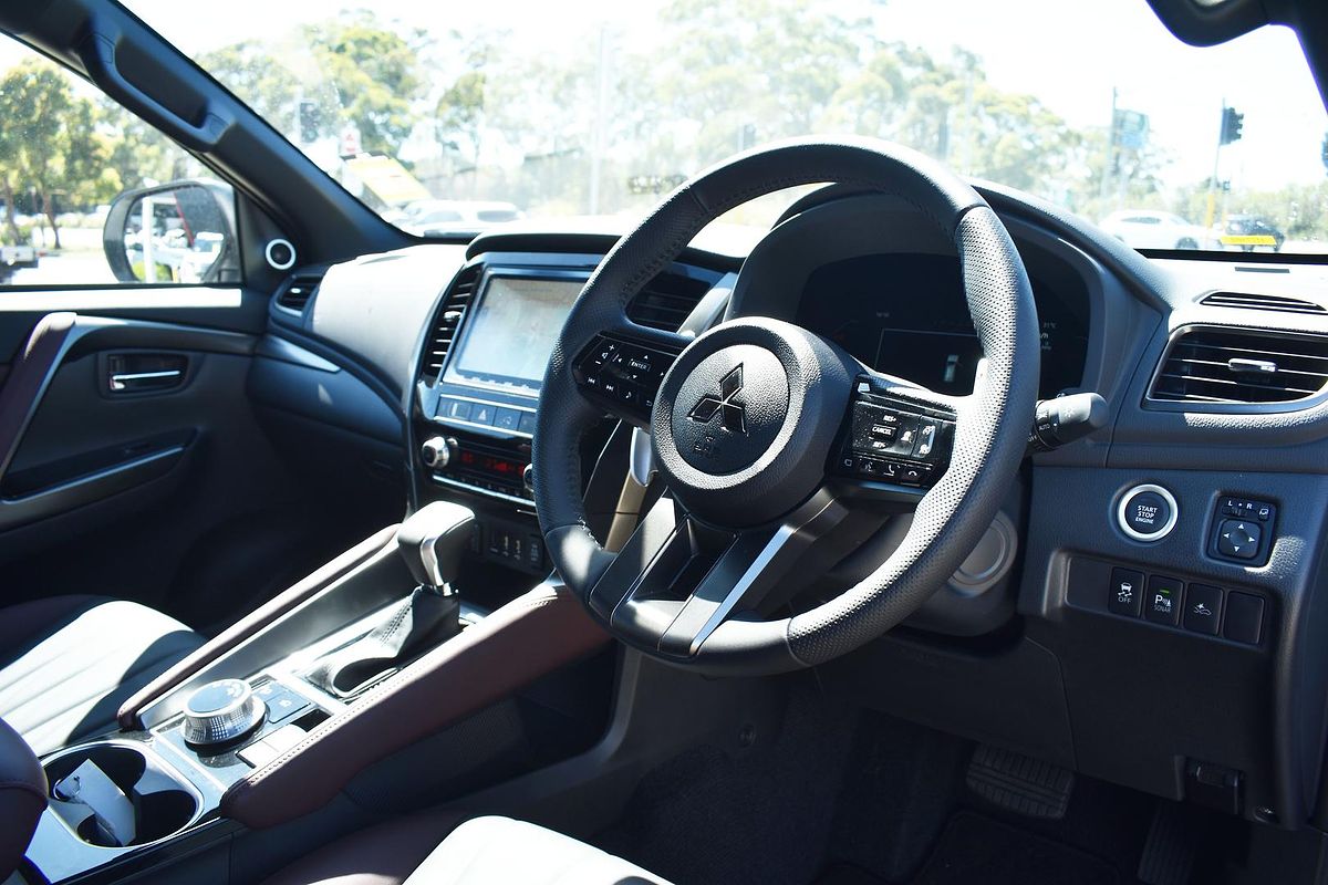 2024 Mitsubishi Pajero Sport GSR QG