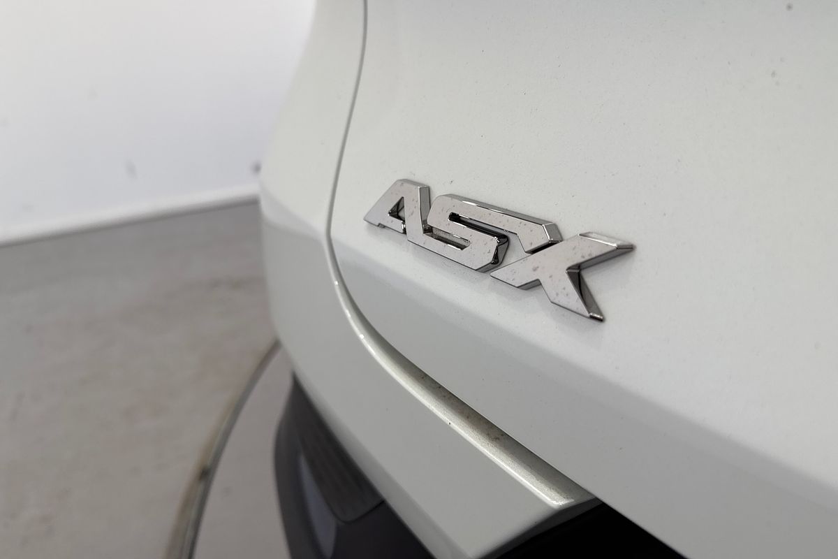 2025 Mitsubishi ASX Exceed XE