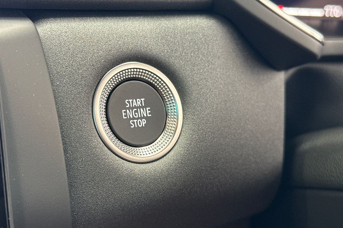 2025 Mitsubishi ASX Exceed XE