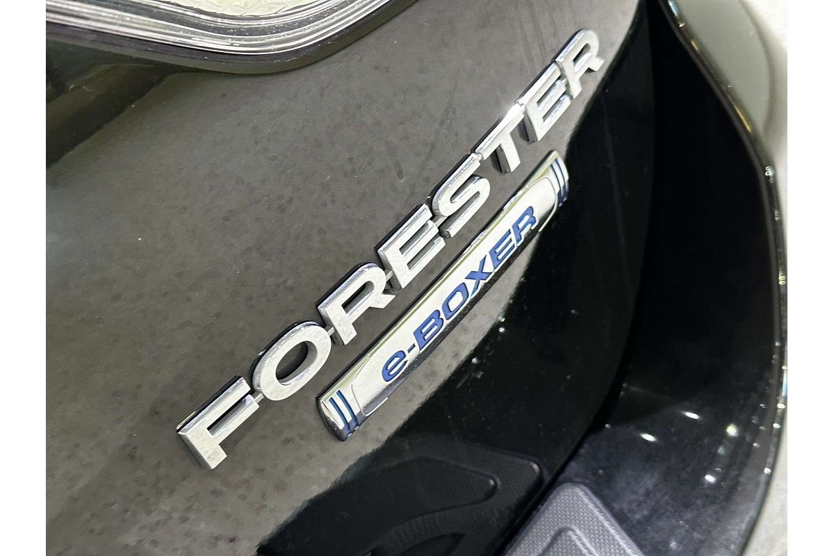 2023 Subaru Forester Hybrid S S5