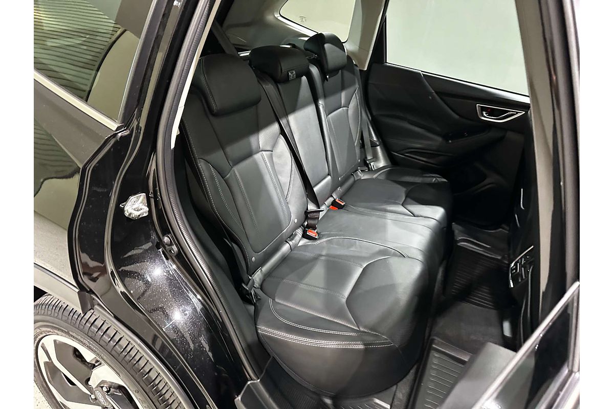 2023 Subaru Forester Hybrid S S5