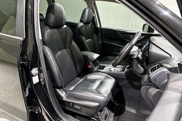 2023 Subaru Forester Hybrid S S5