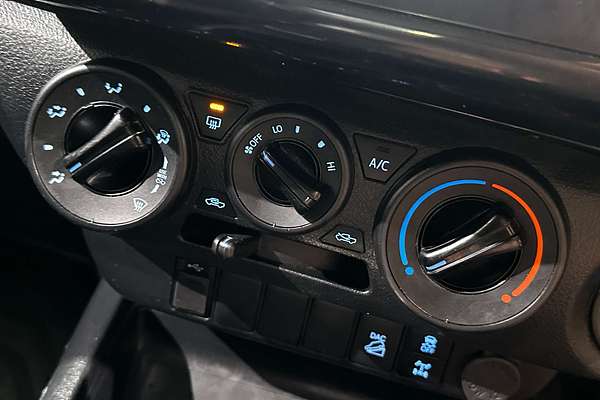 2022 Toyota Hilux SR GUN126R 4X4