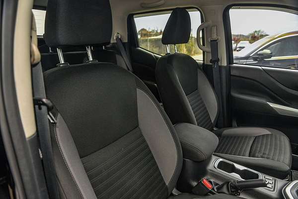 2021 Nissan Navara ST D23 Rear Wheel Drive