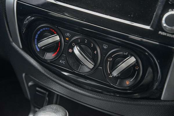 2021 Nissan Navara ST D23 Rear Wheel Drive