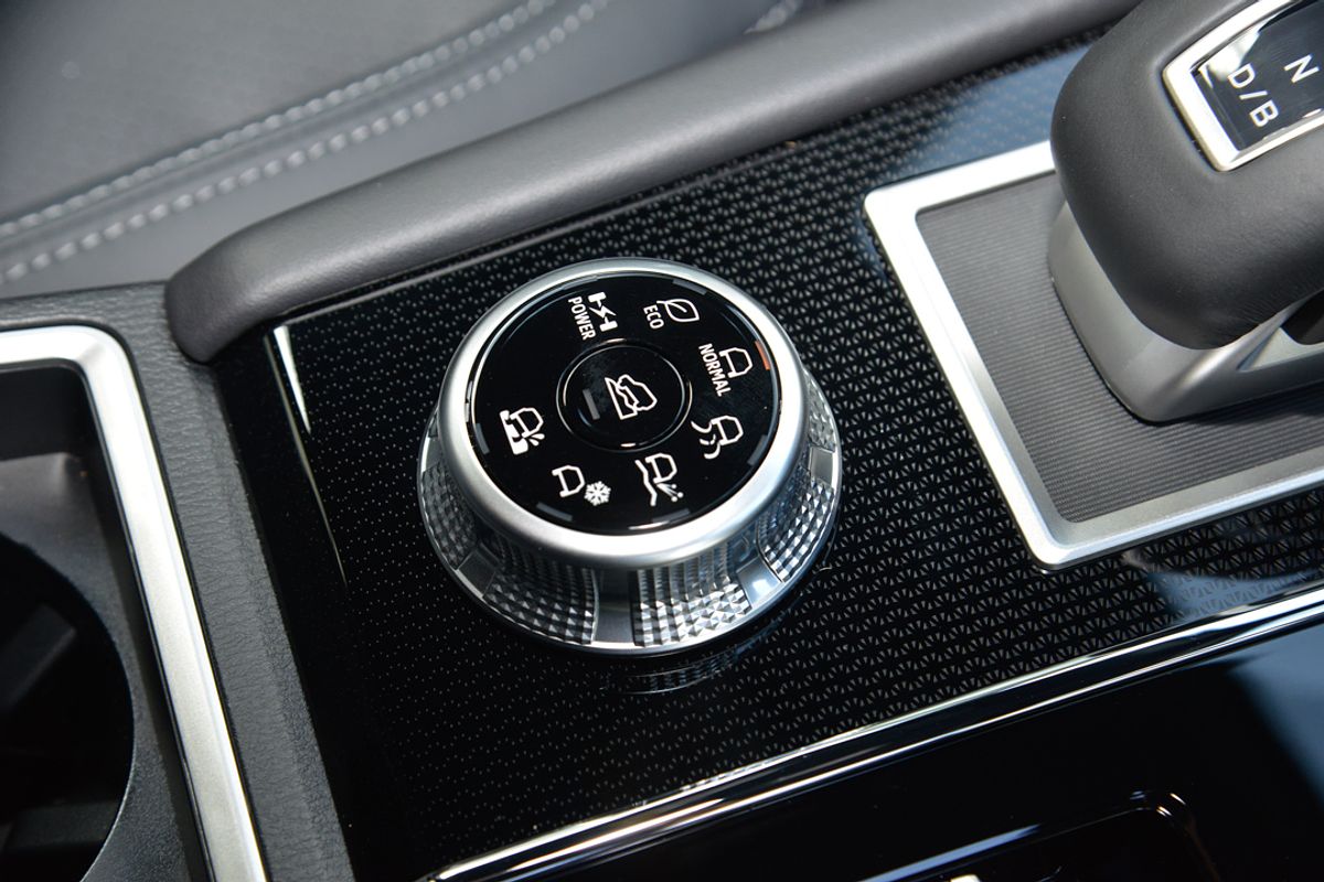 2024 Mitsubishi Outlander PHEV GSR ZM