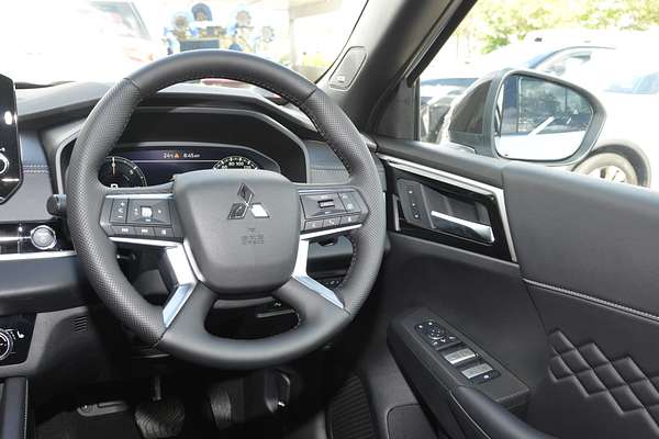 2024 Mitsubishi Outlander PHEV GSR ZM