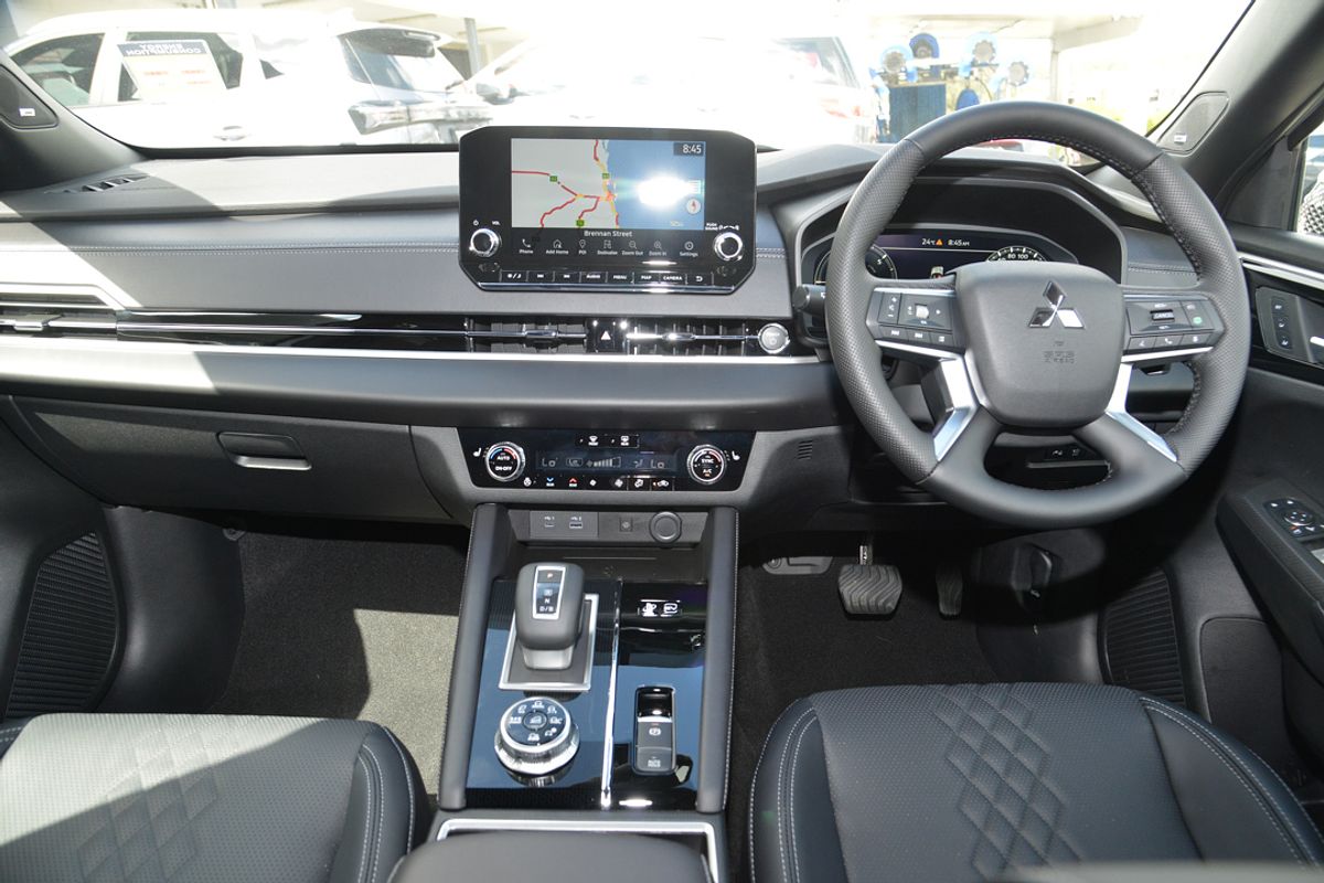 2024 Mitsubishi Outlander PHEV GSR ZM