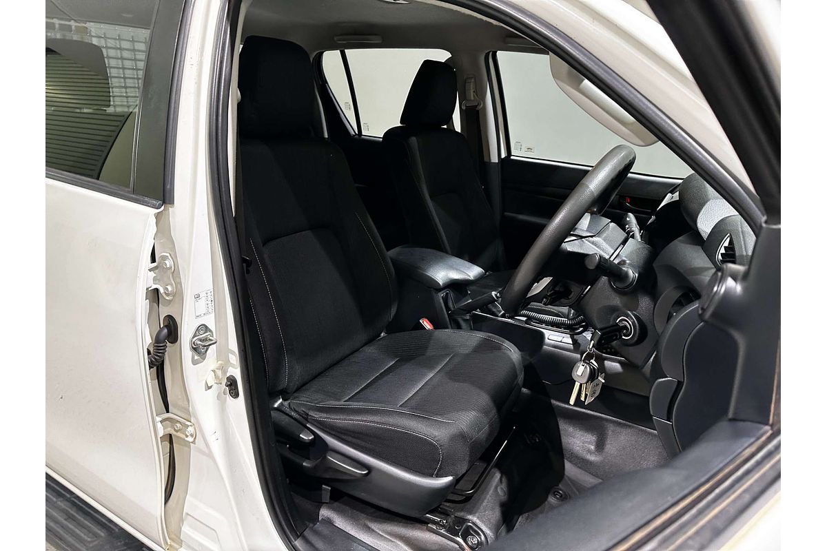 2021 Toyota Hilux SR GUN126R 4X4