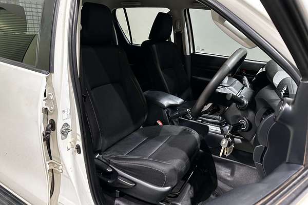 2021 Toyota Hilux SR GUN126R 4X4