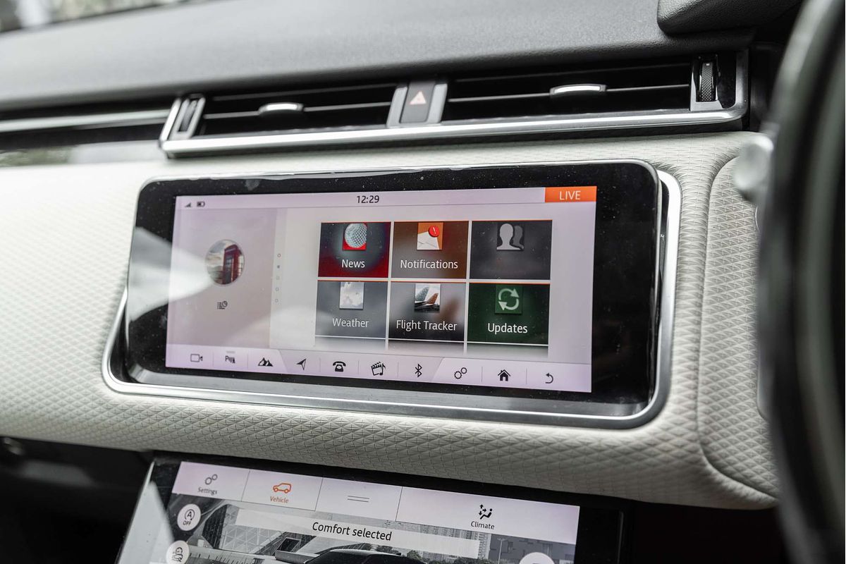 2017 Land Rover Range Rover Velar D240 R-Dynamic SE L560