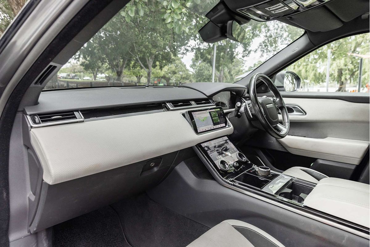 2017 Land Rover Range Rover Velar D240 R-Dynamic SE L560