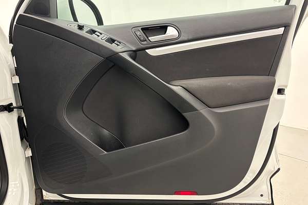 2015 Volkswagen Tiguan 130TDI 5N