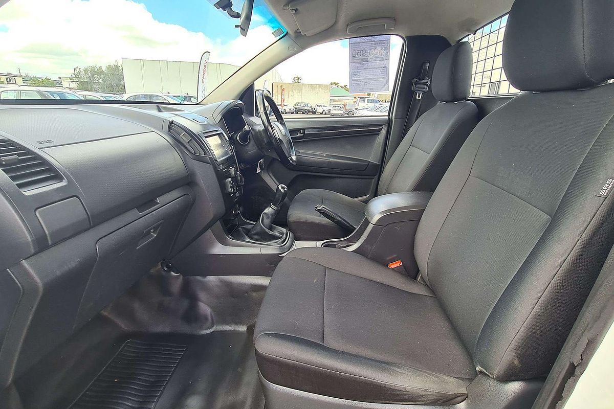 2018 Isuzu D-MAX SX  Rear Wheel Drive