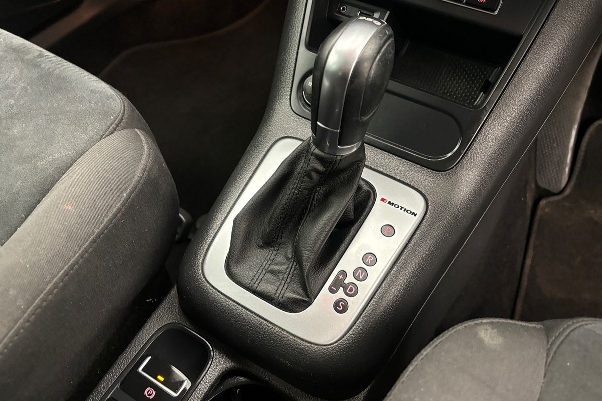 2015 Volkswagen Tiguan 130TDI 5N