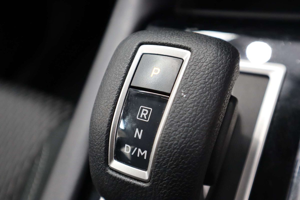 2023 Mitsubishi Outlander ES ZM