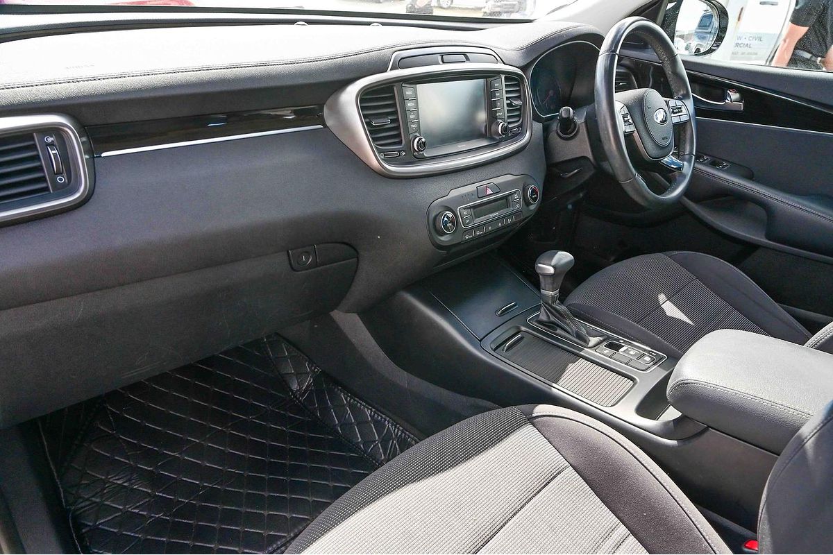 2019 Kia Sorento Si UM