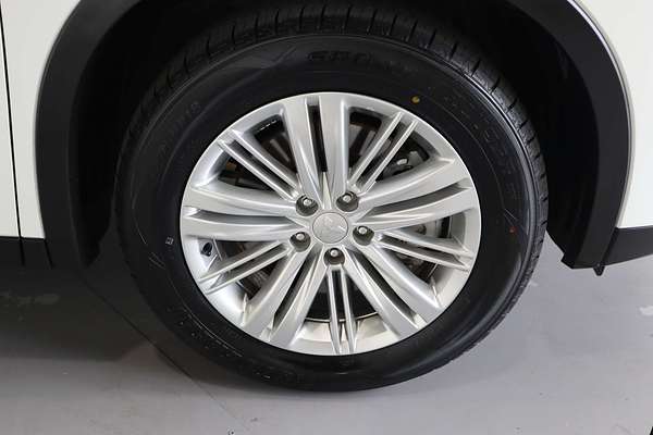 2023 Mitsubishi Outlander ES ZM