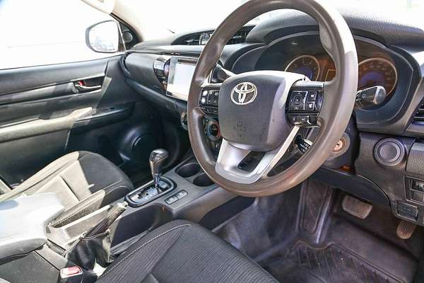 2020 Toyota Hilux SR GUN126R 4X4