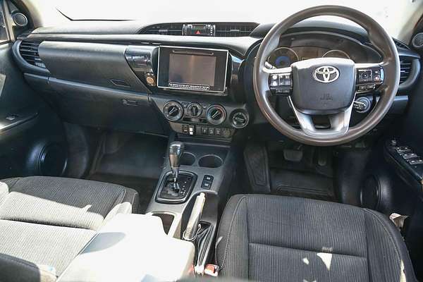2020 Toyota Hilux SR GUN126R 4X4