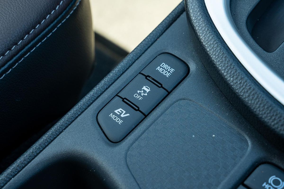 2022 Toyota Yaris Cross Urban MXPJ10R