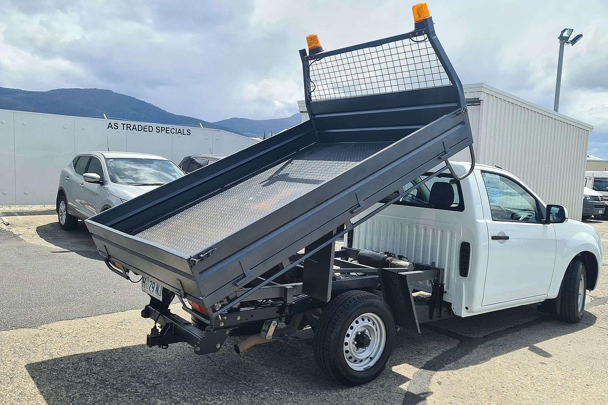 2018 Isuzu D-MAX SX  Rear Wheel Drive