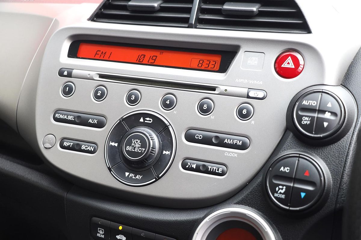 2012 Honda Jazz Vibe-S GE