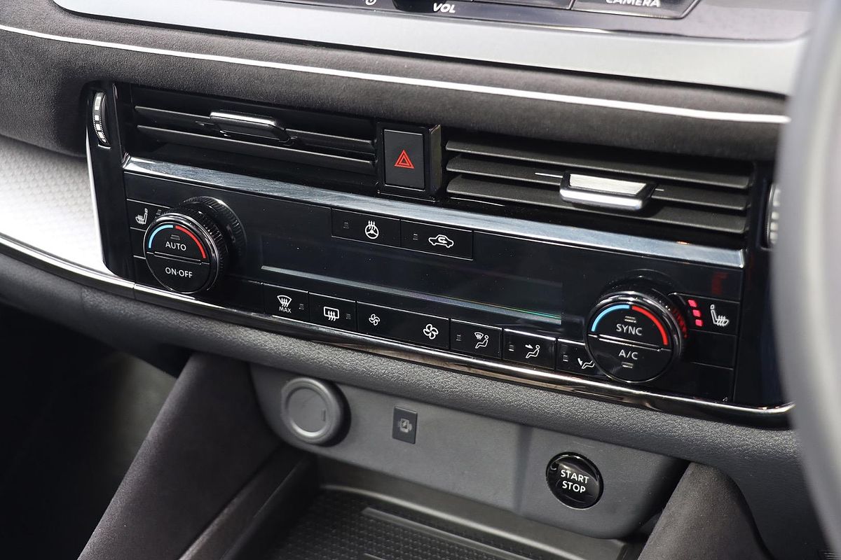 2025 Nissan QASHQAI N-DESIGN e-POWER J12