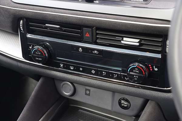 2025 Nissan QASHQAI N-DESIGN e-POWER J12